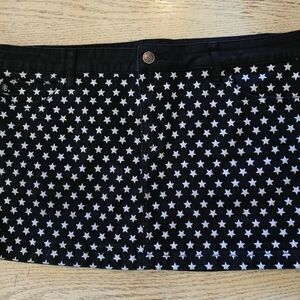 Black Star-Print Mini Skirt - Women's